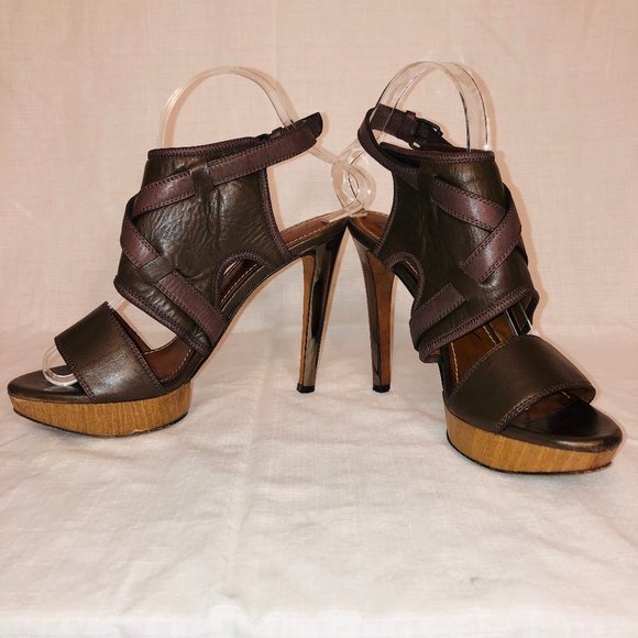 Lanvin Shoes - LANVIN 2012 Ete Brown High Heel Sandal Size 39😍